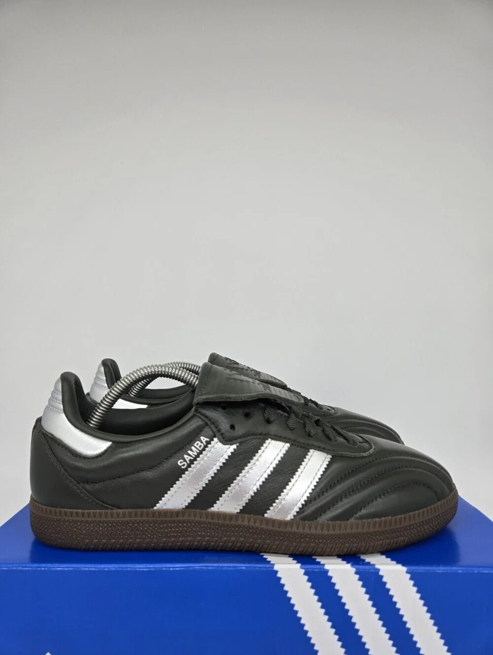 adidas Women's Samba LT JP6144 Legend Earth Silver Metallic Gum Shoes Size 8